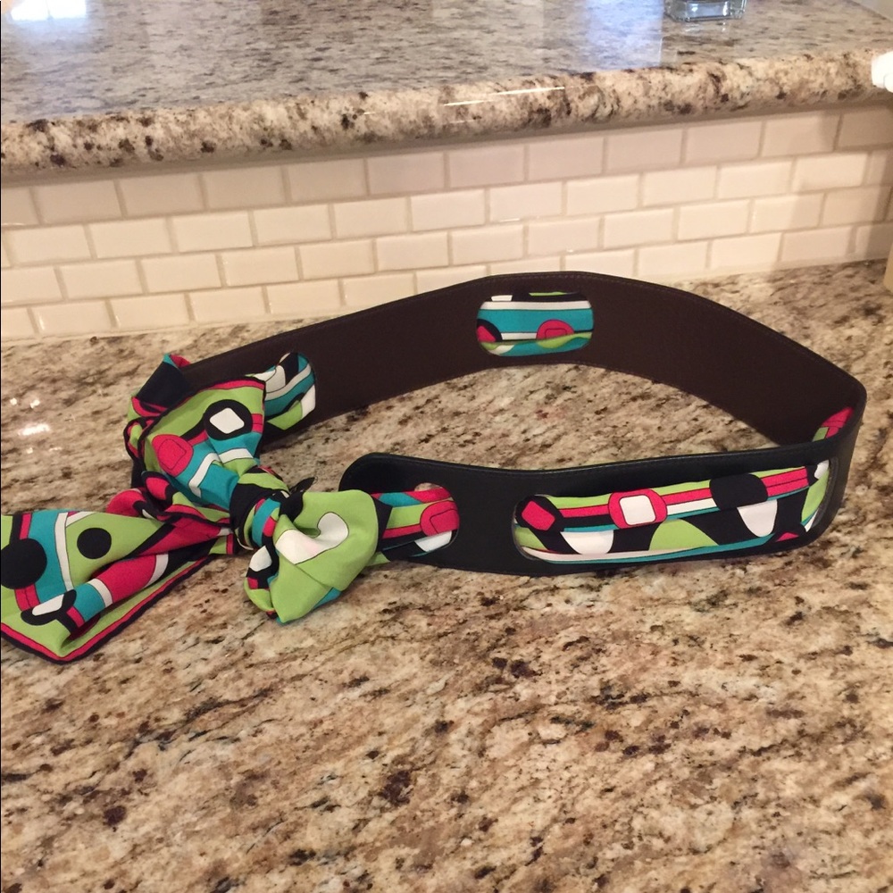 Belt to use with your own scarf